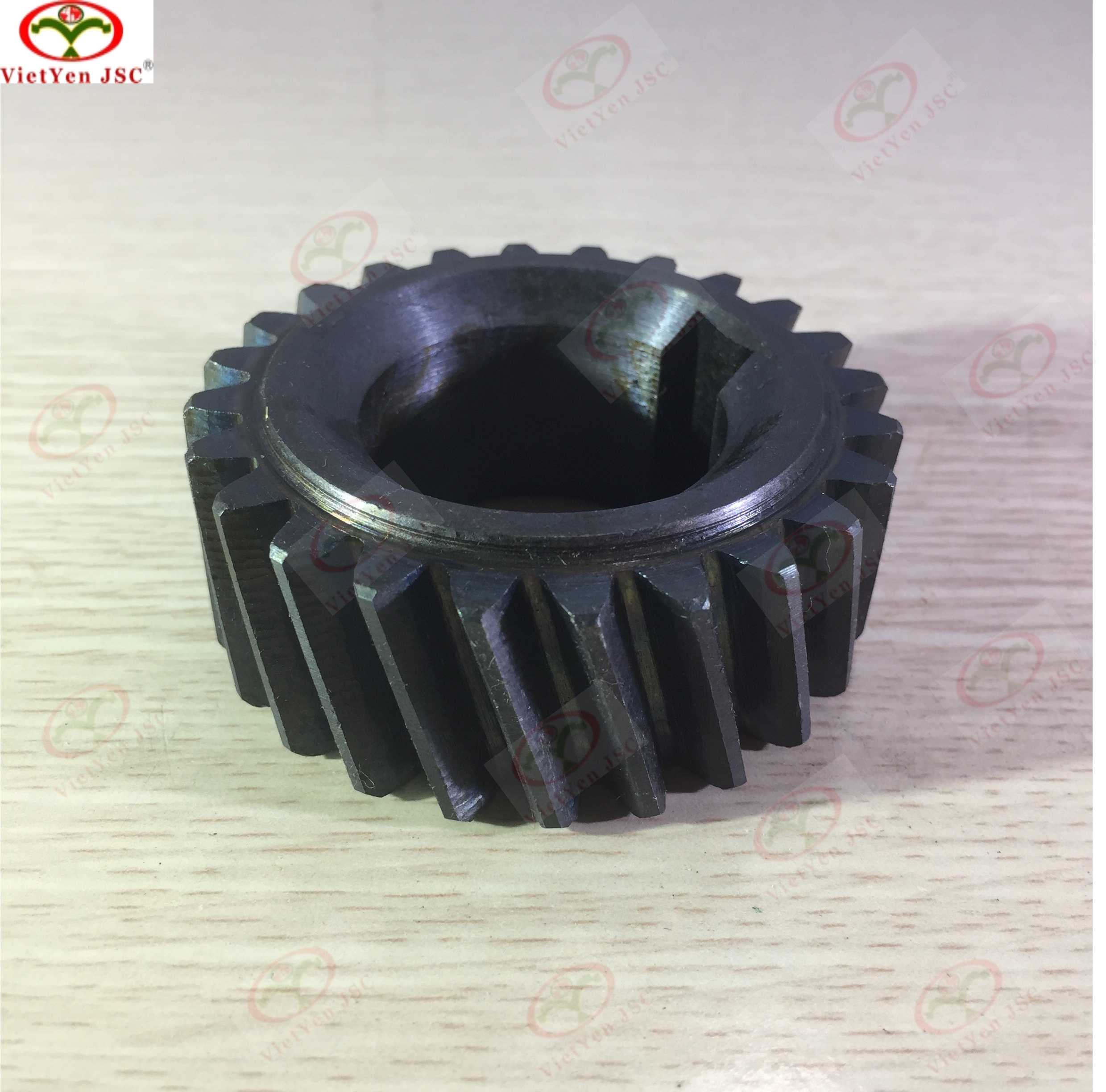 Bánh răng đầu trục cơ QC480 24rc, lỗ trục d36