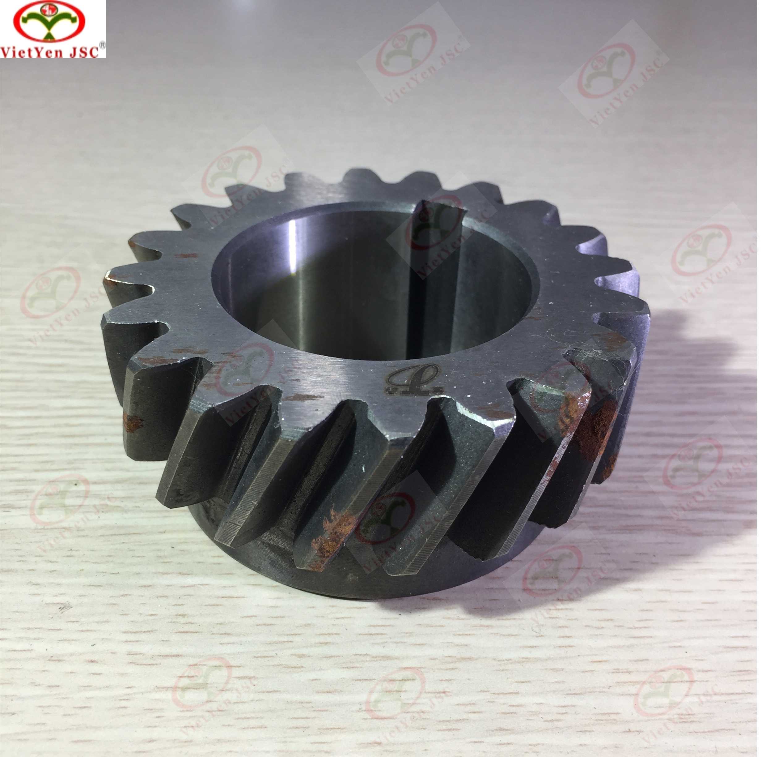 Bánh răng số 2 - trục trung gian EQ140 20rc, cá